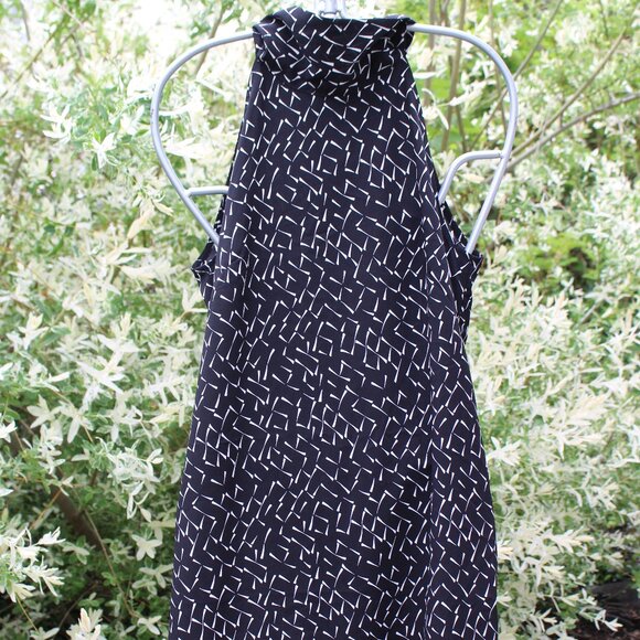 Banana Republic High Neck Tie Dress NWT size 8 - Picture 8 of 11